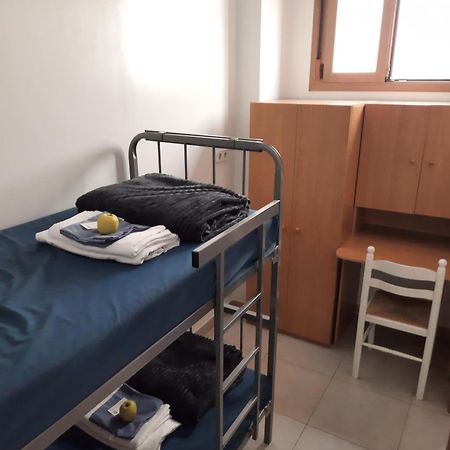 Albergue Albas Exclusivo Para Peregrinos โลโกรโญ ภายนอก รูปภาพ