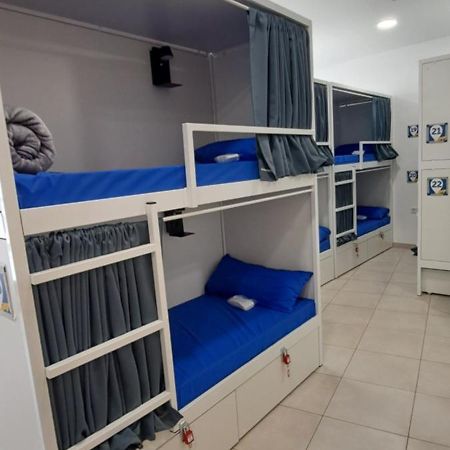 Albergue Albas Exclusivo Para Peregrinos โลโกรโญ ภายนอก รูปภาพ