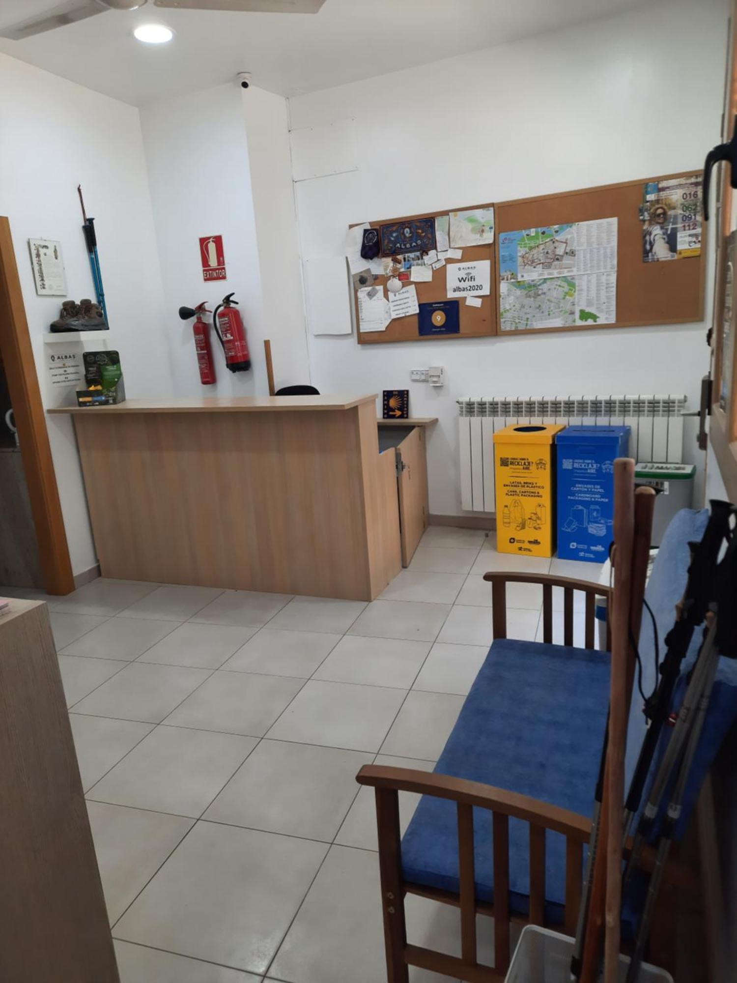 Albergue Albas Exclusivo Para Peregrinos โลโกรโญ ภายนอก รูปภาพ