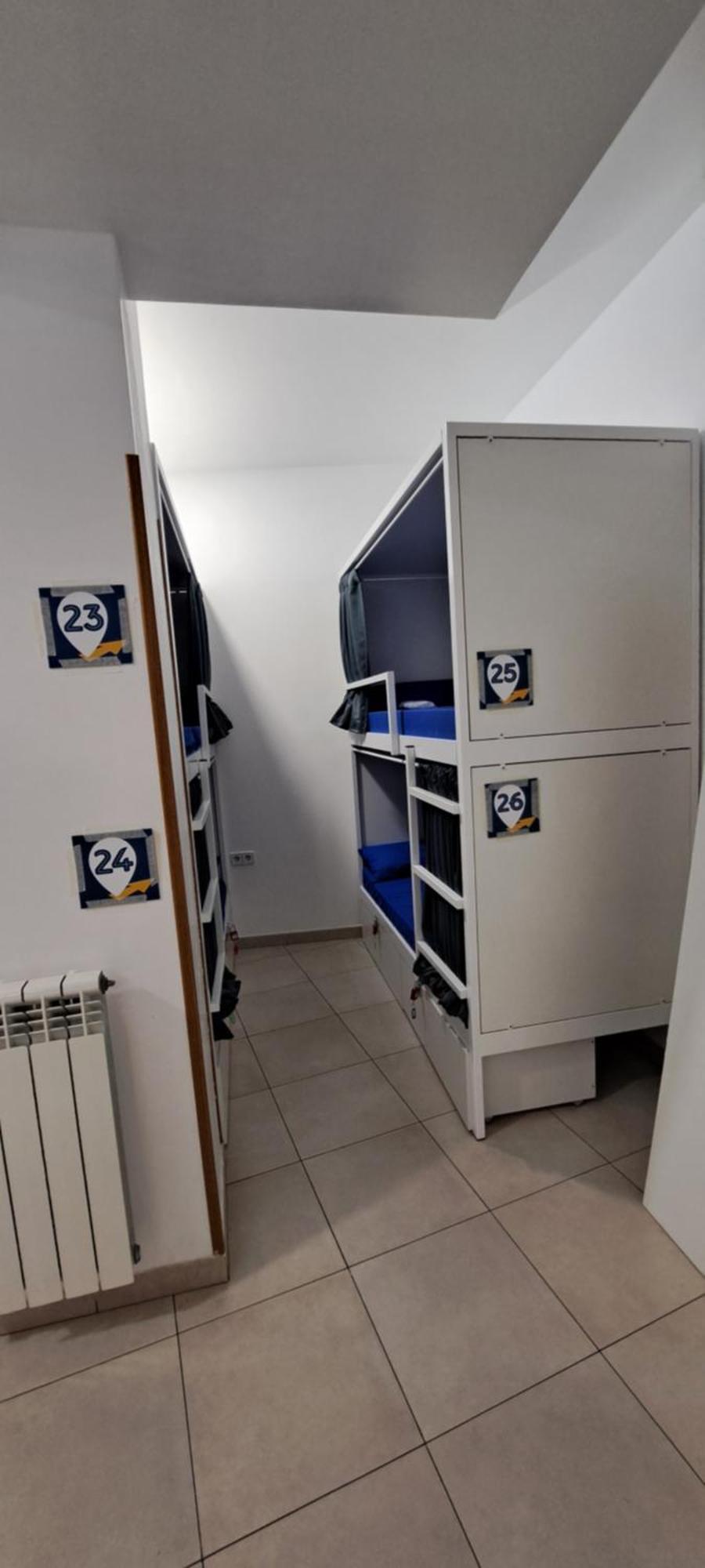 Albergue Albas Exclusivo Para Peregrinos โลโกรโญ ภายนอก รูปภาพ